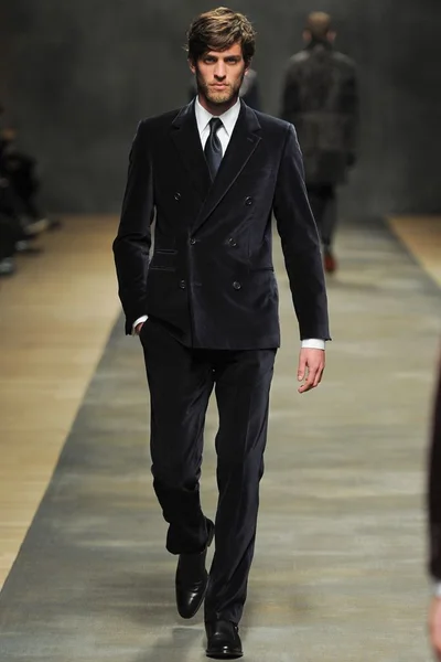 Look 36